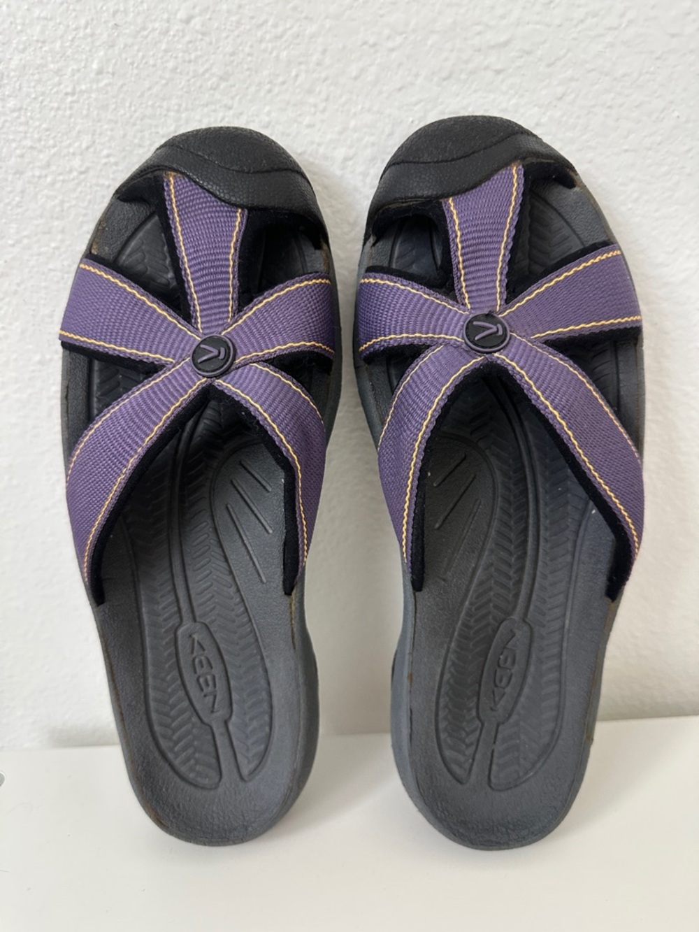 KEEN Bali Slide Sandals Women's Purple Cross-Strap size 7 Slip On Supportive